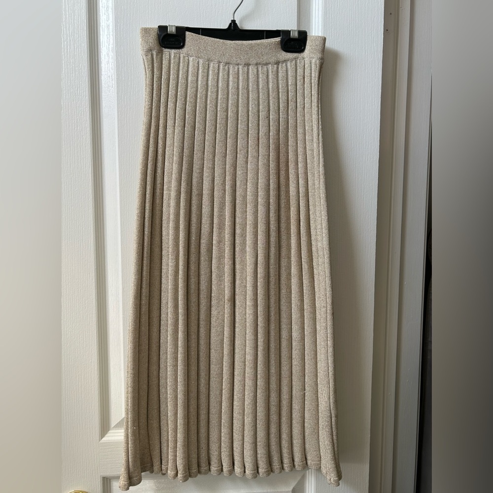 GOLD Wilford Pleaded Skirt